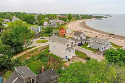 Image de Steps to the Sand, Modern Home on Willard Beach, Fenced in Yard, Deck & Grill