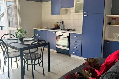 Image de 2 min drive from nearest beach and Scalea town centre! Beautiful 2 bedroom flat