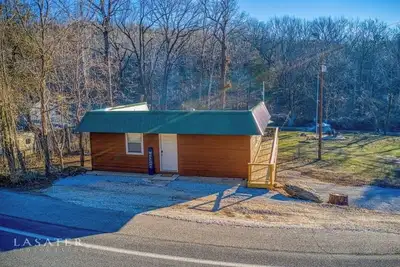 Image de Creekside 2-bedroom cabin near the Buffalo River in enchanting Marble Falls