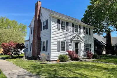 Image de 3-bedroom house 2 blocks from Mgh on wonderful family-friendly street!