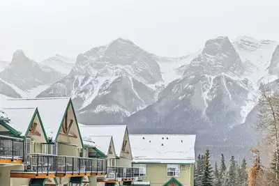 Image de Scenic 2br Haven w/ Mtn Views + Near Dt Banff!