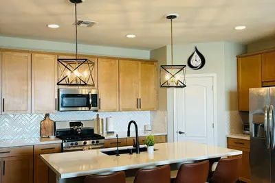 Image de Charming 4-bedroom house in a quiet neighborhood, close to Verrado