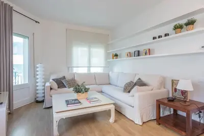 Image de Appartement lumineux extérieur de 2 chambres à Sant Gervasi-Galvany