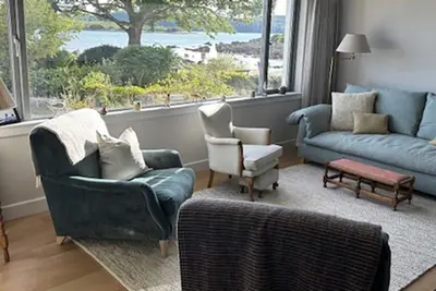 Whitegates -  a house that sleeps 8 guests  in 4 bedrooms