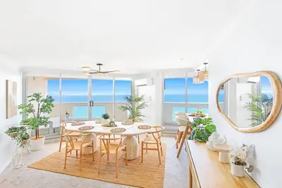 Image de Welcome to Paradise: Ocean Views from every room.