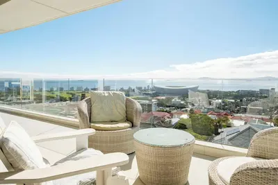Image de Spacious 3Bed Apt Overlooking Cape Town Panova