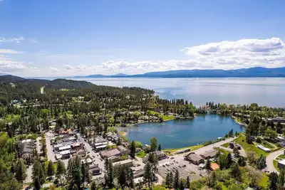 Image de Eagle’s Nest, Cozy, Newly remodeled; walk to lake; short drive to Glacier Park