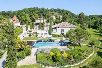 Image de Ancien corps de ferme! Piscine & sérénité