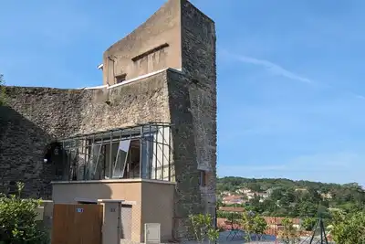 Image de La tour endormie, un morceau d'Histoire au présent
