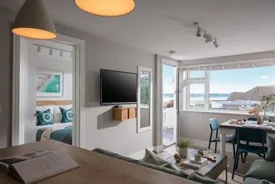 Image de TidePod - stylish holiday chalet in the centre of Polzeath