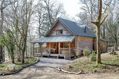 Image de The Fishing Lodge is a beautifully handcrafted eco-cabin