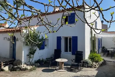 Image de Maison confortable à Barbâtre, près de la plage