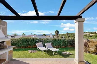 Image de 2 Bedroom House + Solarium Sea View