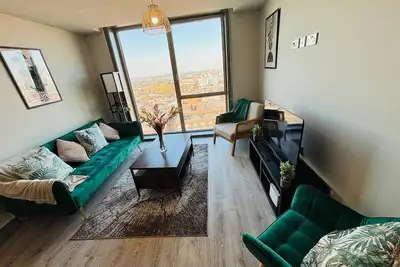 Image de 2br 2bath skyline apartment