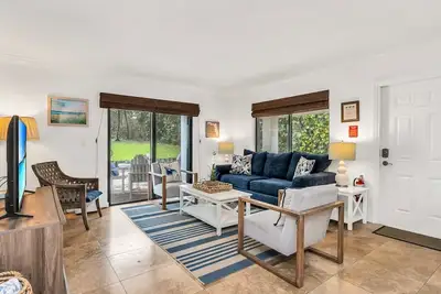 Image de Juno Beach Seaside Escape I Steps from the Ocean!