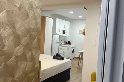 Image de SunSands Studio 1b with patio Playa 76 Carihuela