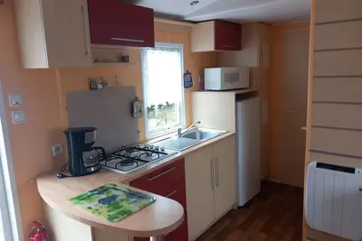 Image de Mobilhome dans camping 3 etoiles