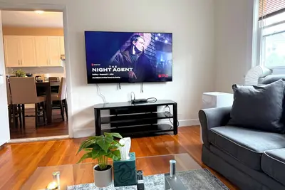 Image de Totally Renovated 3Br Apartment