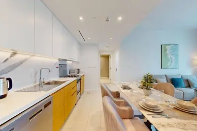 Image de La Vie - One Bed with Private Beach Access in Jbr