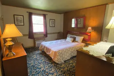 Image de 13-Kiss Me Goodnight Room