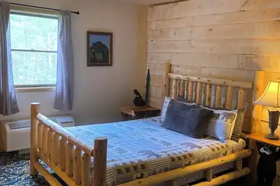 Image de 1-Lodge Room