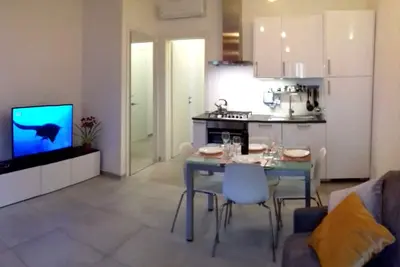 Image de Renovated in the center and a stone's throw from the sea with parking facilities