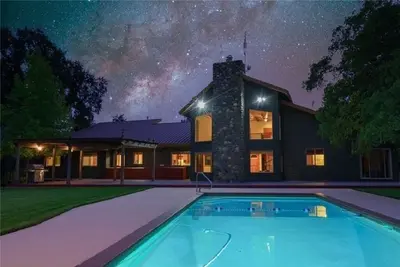 Image de Private Room in House w Heated Pool, Hot Tub, Sauna, Game Room, Beautiful Nature