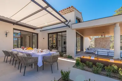 Image de Residence Anabelle - Quatre Chambres Villa, Couchages 8