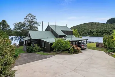 Image de Lakeside Escape - Tikitere Holiday Home