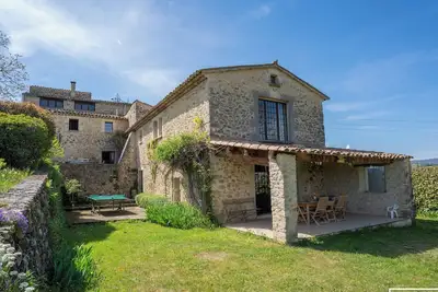 Image de Mas avec vue et piscine aux portes du Luberon