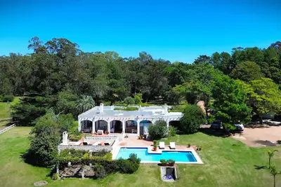 Image de Amazing Farmhouse next to Punta del Este with pool, bar, Bbq and guest house