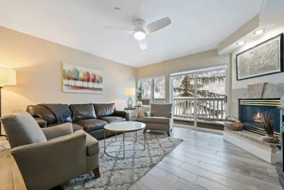 Image de Saint James Place 333
