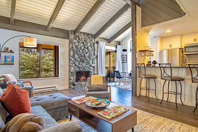 Image de Sv118 - Walk to Ski Lifts + Downtown - Pool/Hot Tub
