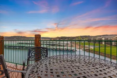 Image de Family-Friendly, Fishing, & Fun w/ 2 Pools, Views, Boat Slip & Launch