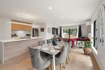 Image de Gorgeous 4 Bedroom House - Blackmans Bay