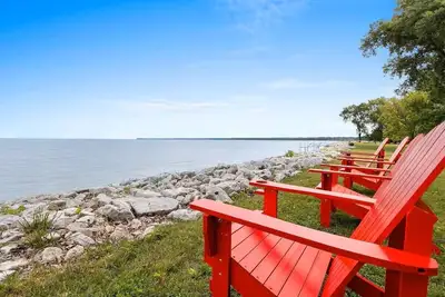 Image de Waterfront 3-bedroom house on the Bay of Green Bay with Ac, WiFi