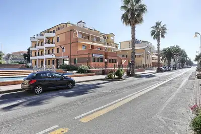 Image de Central area close to the beach