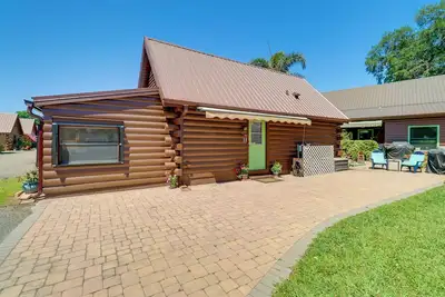 Image de Cabin w/ Boat Launch & Pool Access in Okeechobee