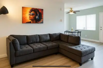 Image de Cozy 1Bedroom, 3 Queens, close to Beach - Sleeps 7