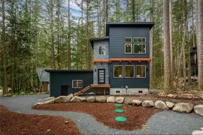 Image de Glacier Springs Cabin 15 - Une incroyable retraite en montagne!