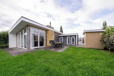 Image de Maison de vacances luxueuse avec sauna