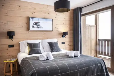 Image de Chic avec accès direct aux pistes de ski et vue