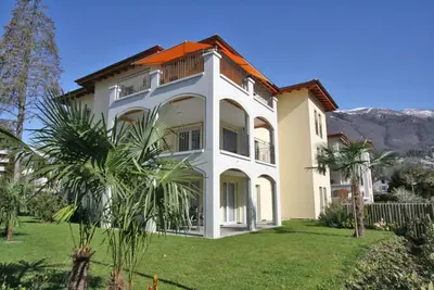 Image de Spacious apartment on the top floor of an elegant apartment building