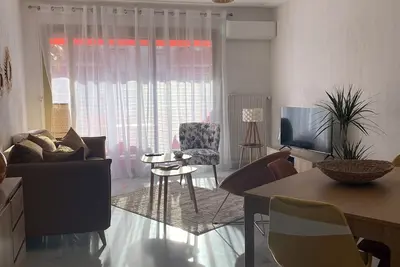 Image de Superbe appartement lumineux, terrasses parking gratuit sécurisé  600m de la mer