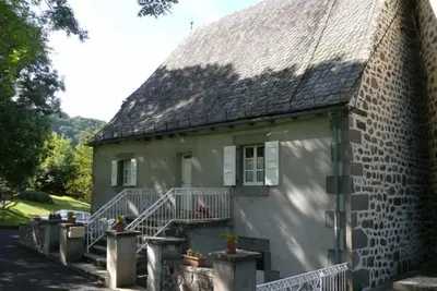 Image de Gîte 6 pers à Thiézac, Balcon, Terrasse, Animaux admis