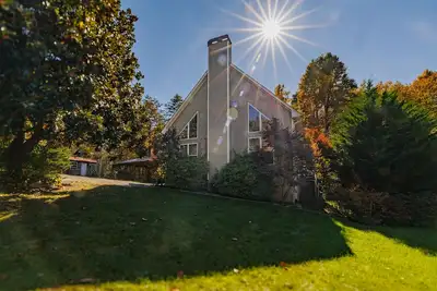 Image de Foxwood Retreat, just minutes from Harrah's Casino in downtown Cherokee