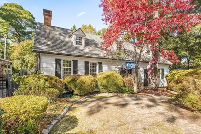 Image de Spacious 4br/3. 5ba Townhouse – Close to the Beach!