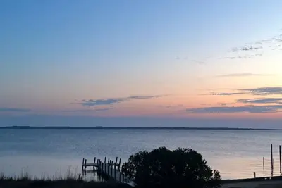 Image de The Blue Heron - 2-bedroom condo in charming Manteo. Relax and enjoy