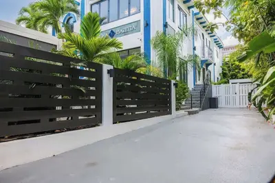 Image de Solar Powered Luxe Villa | 12br | Chef | Condado
