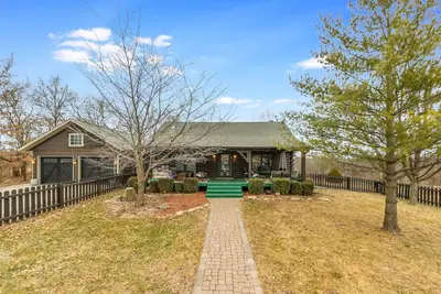 Image de Spacious Home in Lawson, Missouri. Perfect for a quiet getaway.
